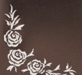 上品なバラのサイド刺繍